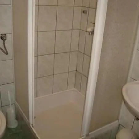 In Bogovici Mit Grossem Gemeinsamem Pool Daire