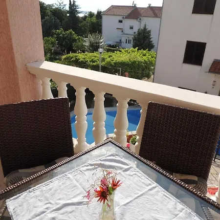In Bogovici Mit Grossem Gemeinsamem Pool *